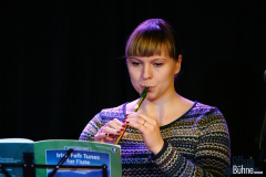 Nadine spielte uns auf der Tin Whistle "The foggy due" und den "Sleigh Ride"